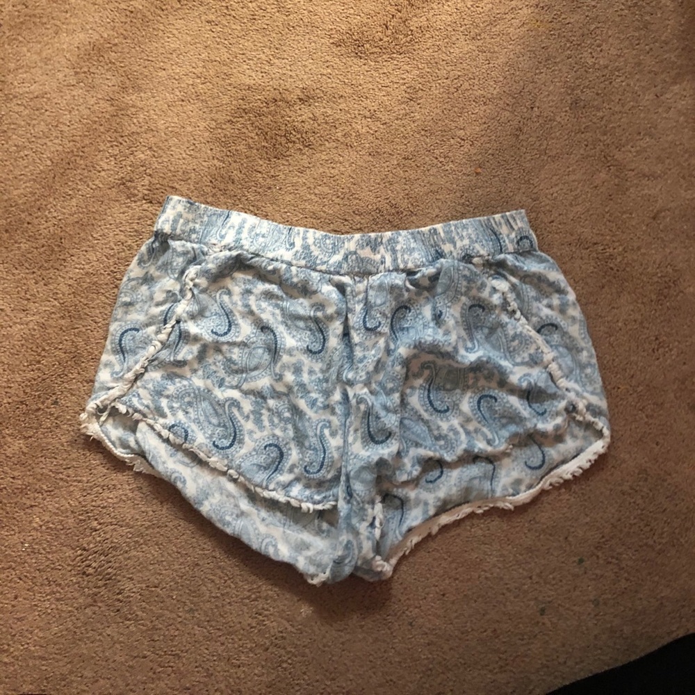 Flowy boutique shorts!!
